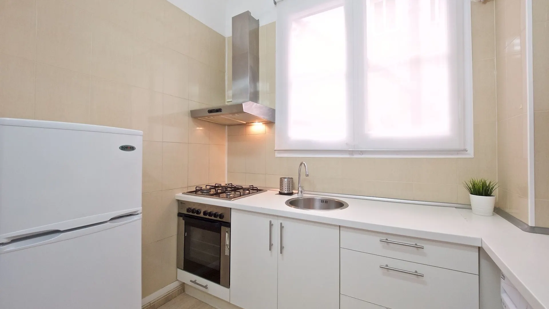 Suites4Days Gaudi Eixample Barcelona Spain